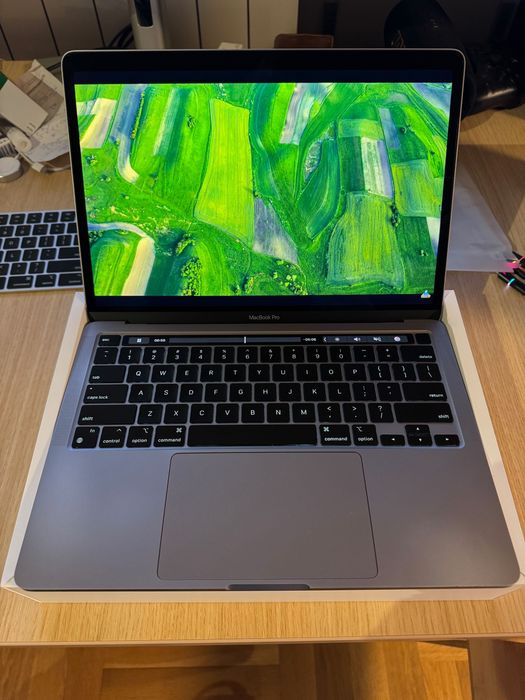 Лаптоп 13.3' Apple MacBook Pro M1 2020 SpaceGray 8GB RAM/256 GB SSD