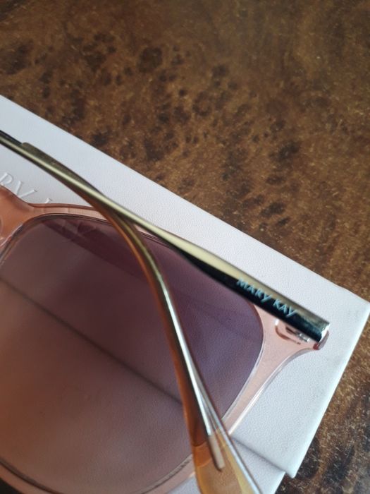 солнцезащитный очки Mary Kay