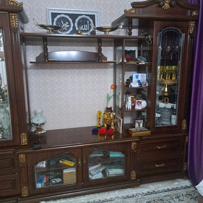 Гостиная горка -буфет