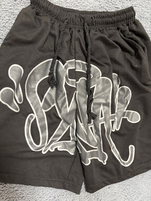 Syna World Black Short