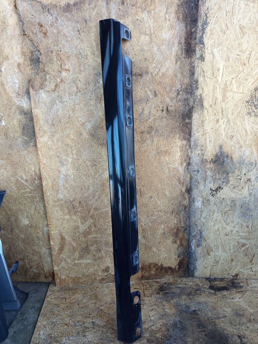 Mercedes W221 S class праг ляв къса база