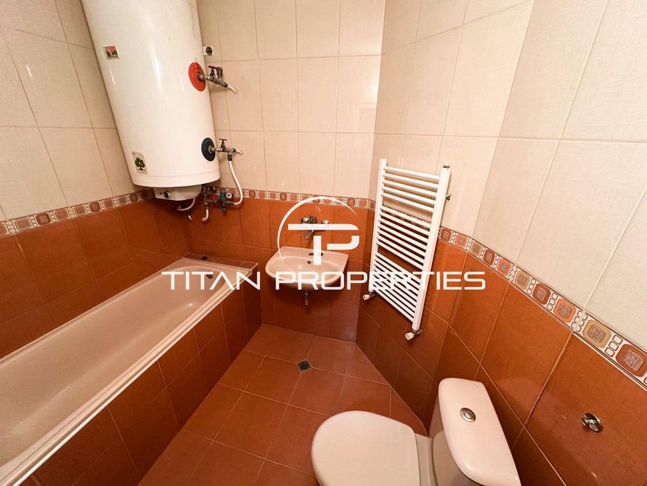 Дава се под наем Тристаен апартамент в Бургас, Център - 97 кв.м за 510 € - Снимка #7