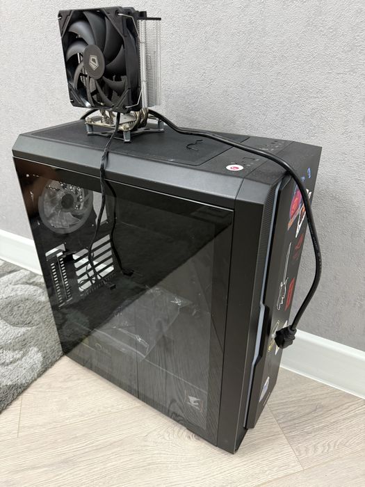 Корпус с блоком питания gamemax и башенный кулер