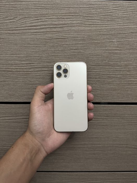 Айфон 12 про без ремонта