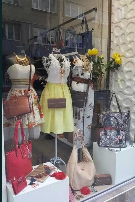 Ликвидация на дамски  чанти.