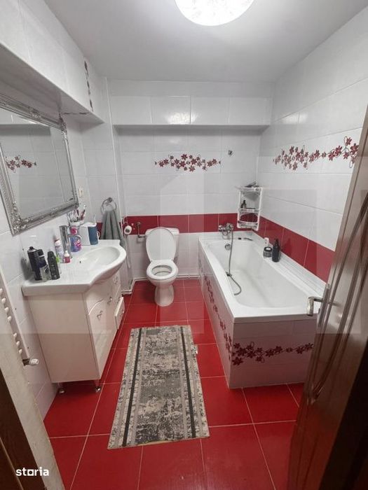 Apartament cu 4 camere - 95,06 mp - zona Piata Mare - etaj 3