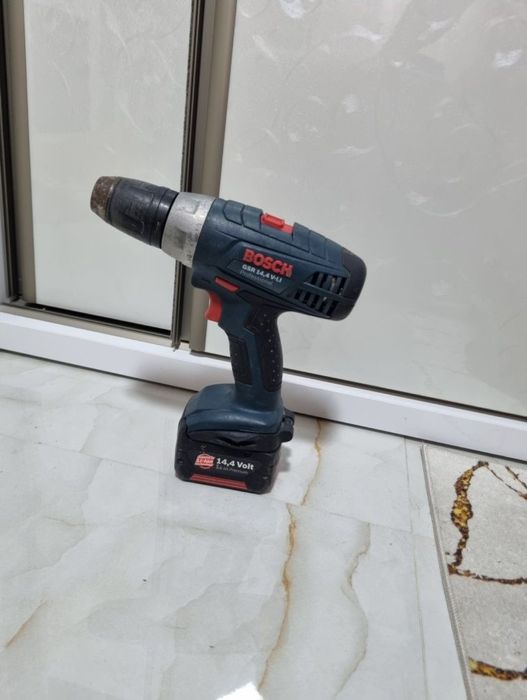 Autofiletanta Bormașina x5 bosh