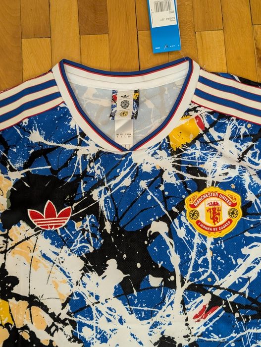 Екип колаборация Manchester United x stone roses