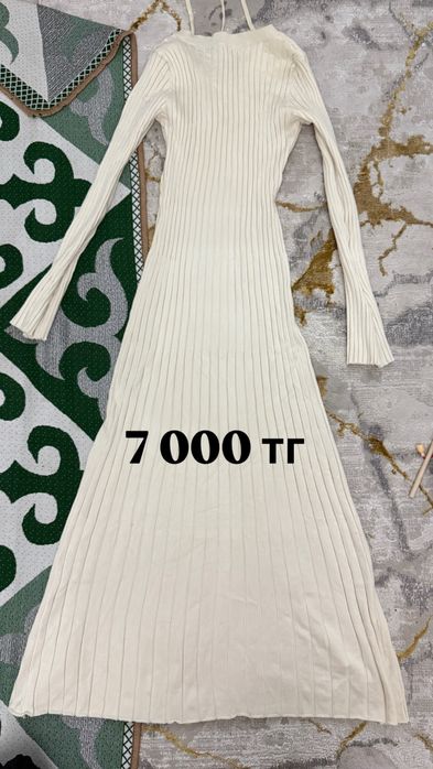 Продам платья не дорого