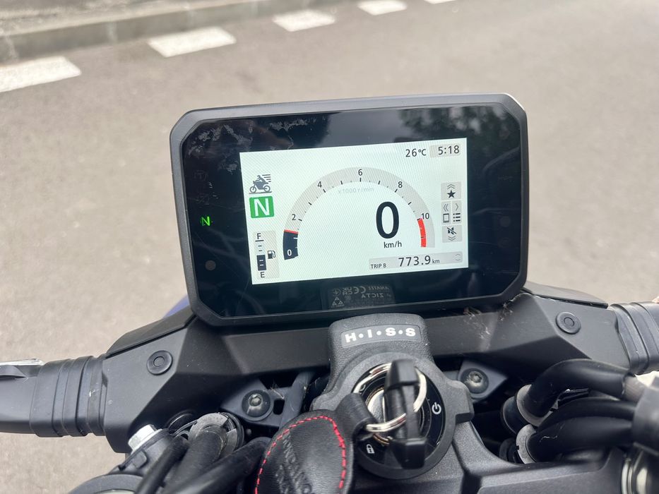 Honda hornet 750 | 2025 | 800 KM