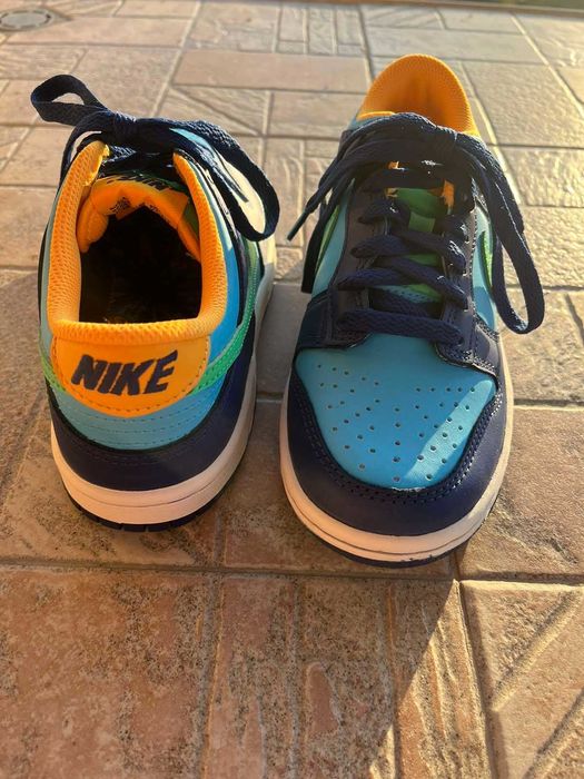 Чисто нови Nike Dunk Low Se