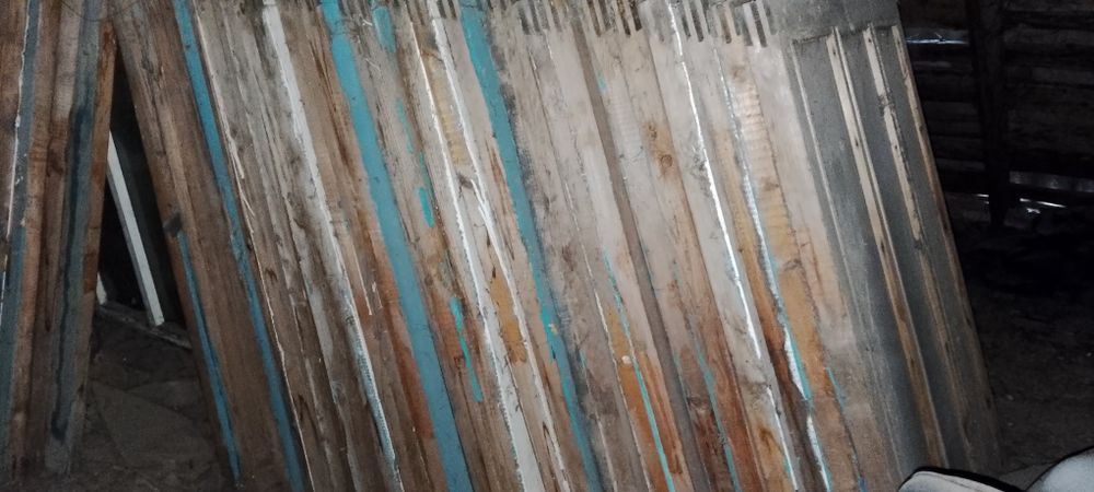 Окна деревянные.