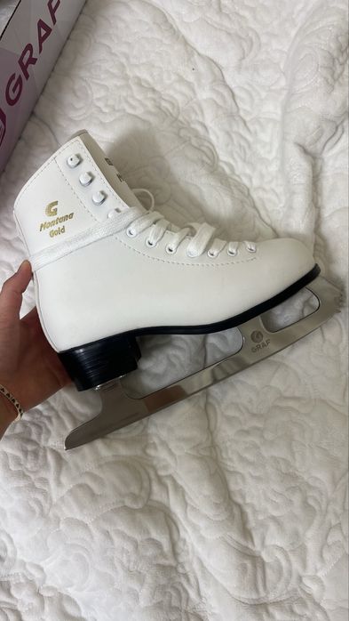 Коньки Граф Монтана