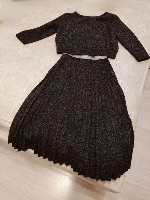 Двойка,  кофта и юбка