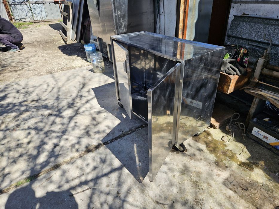 Количка за Грил за Пилета, Количка за Царевица на Пара, Хот Дог, Пуканки и други неща