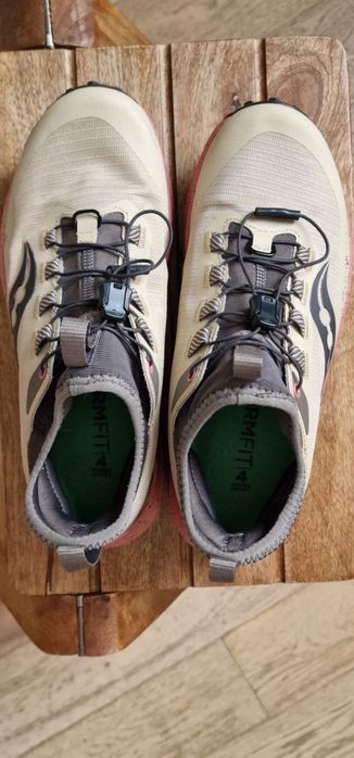 Saucony Маратонки за планинско бягане Peregrine 37 размер
Маратонки за бягане Peregrine 13 ST S10840 Бежов