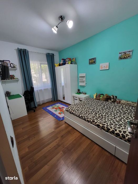 2 camere, 12 minute metrou, Langa Penny, centrala proprie