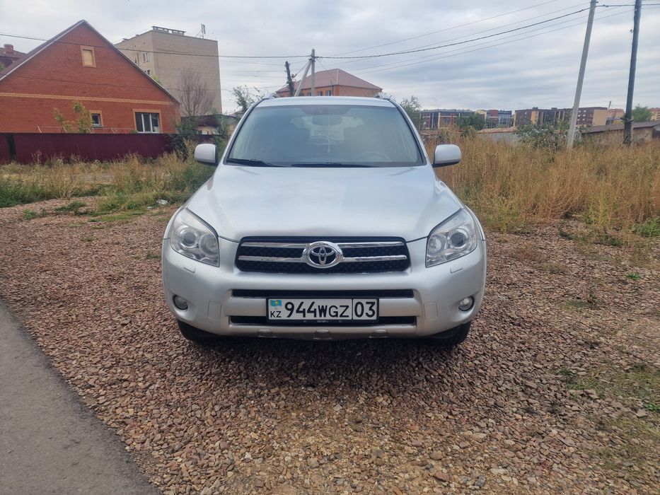 Продам Toyota Rav 4 2008