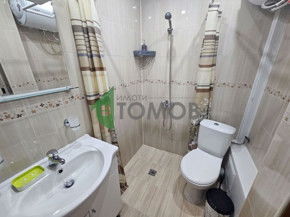 Дава се под наем Двустаен апартамент в Стара Загора, Център - 75 кв.м за 408 € - Снимка #3