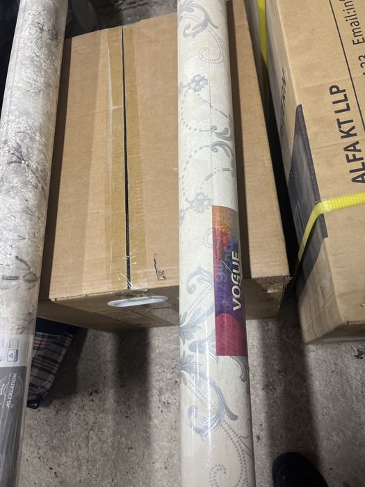 Продам обои на стену