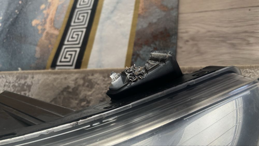 Продам фар хорошем сас