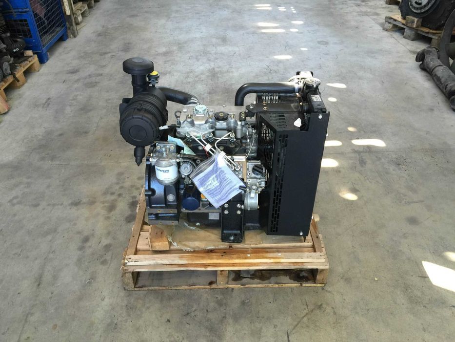 Motor complet Perkins 403D-11 - Piese de schimb utilaje