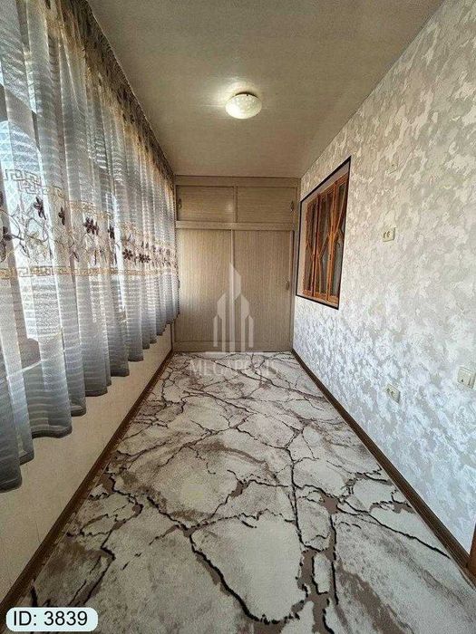 6 mikr alpomish tarafda 3 xona tayyor kvartira sotiladi №3839