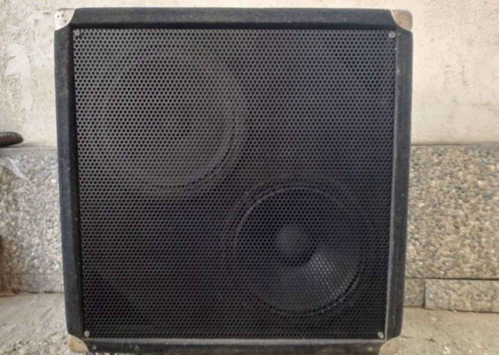 Hughes & Kettner cabinet chitara 212