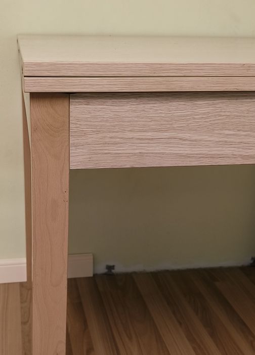 Чисто нова разтегателна трапезна маса