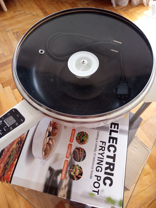 Vand tigaie electrica