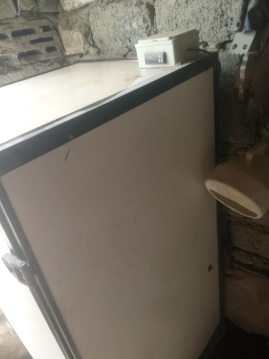 Инкубатор сотилади