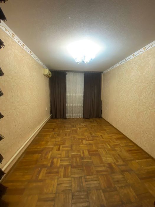 Продаётся 3 комнатная квартира пириделана 4 комнат