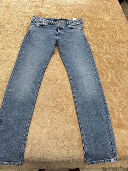 Продам джинсы оригинал Massimo Dutti 32 и 30 размер