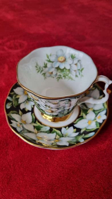 Royal Albert Provincial flowers