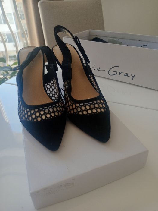 Продавам нови обувки