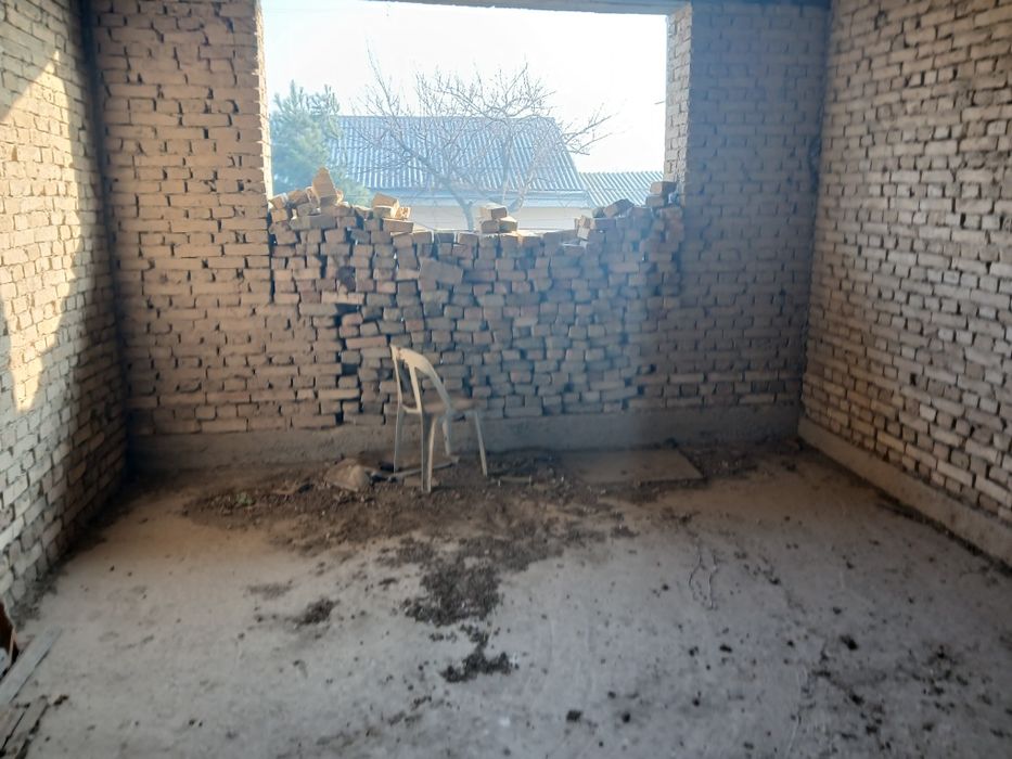 Жомбойдан срочни ховли сотилади