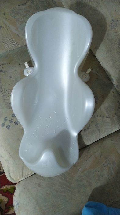 Продам детские вещи.