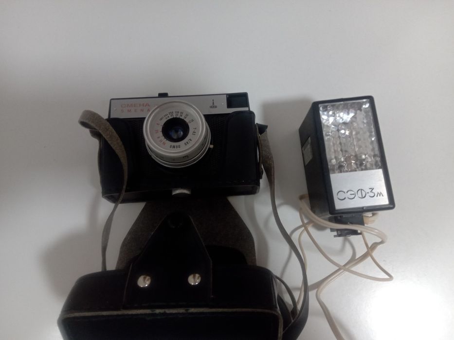 Продавам нов фотоапарат Смяна 8М