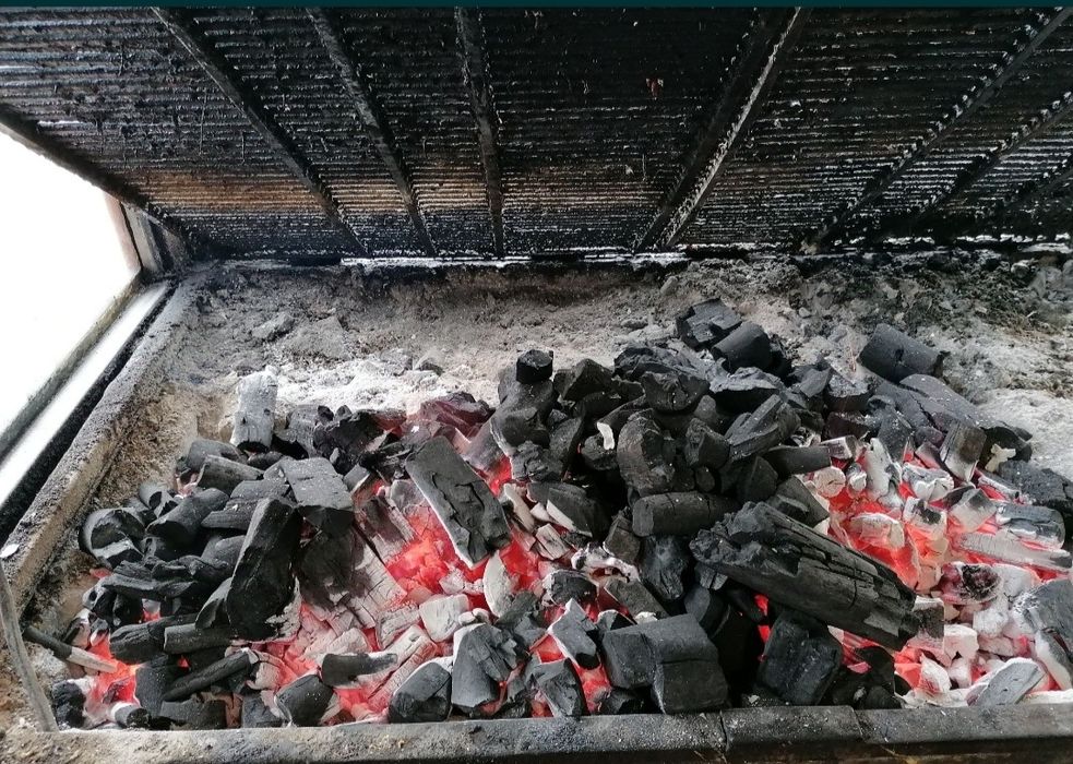 Дървени въглища ICON