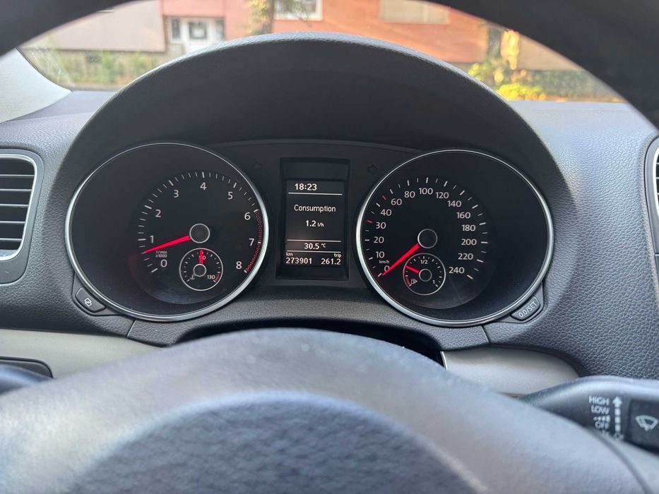 Vand VW Golf 6/ 1.4 TSI/ 122 CP/ 2010/ Navi/ Clima/ Pilot automat /Camera marsarier/ Android-Apple Car Play