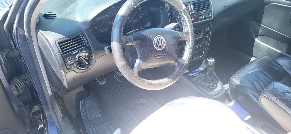 Vand vw bora an 2000