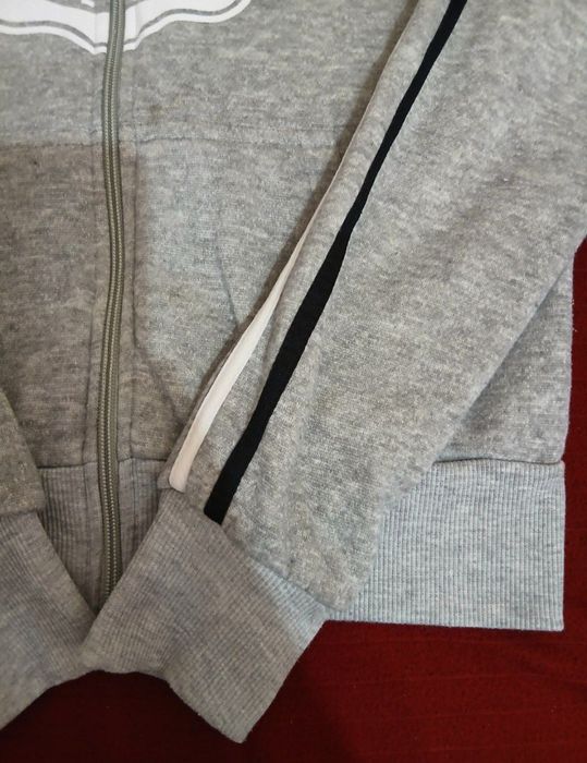 Из США женская спортивная кофта на молнии от  AQ-Sport