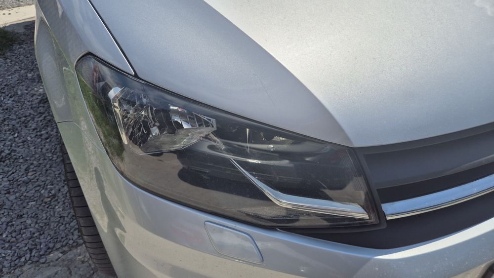 VW Caddy капак за фар ,стъкло за фар десен