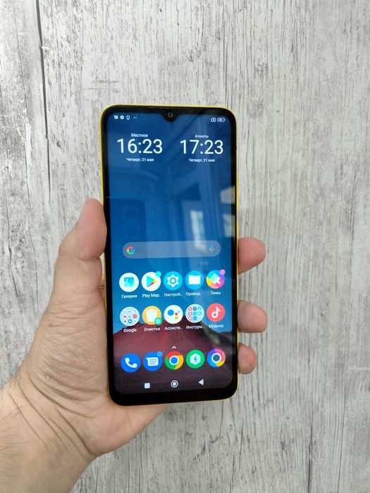 Продам Poco C40 64gb