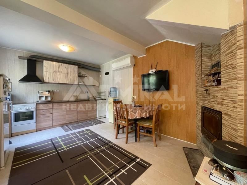 Продава се Къща в Созопол - 130 кв.м за 1070 €/кв.м - Снимка #1