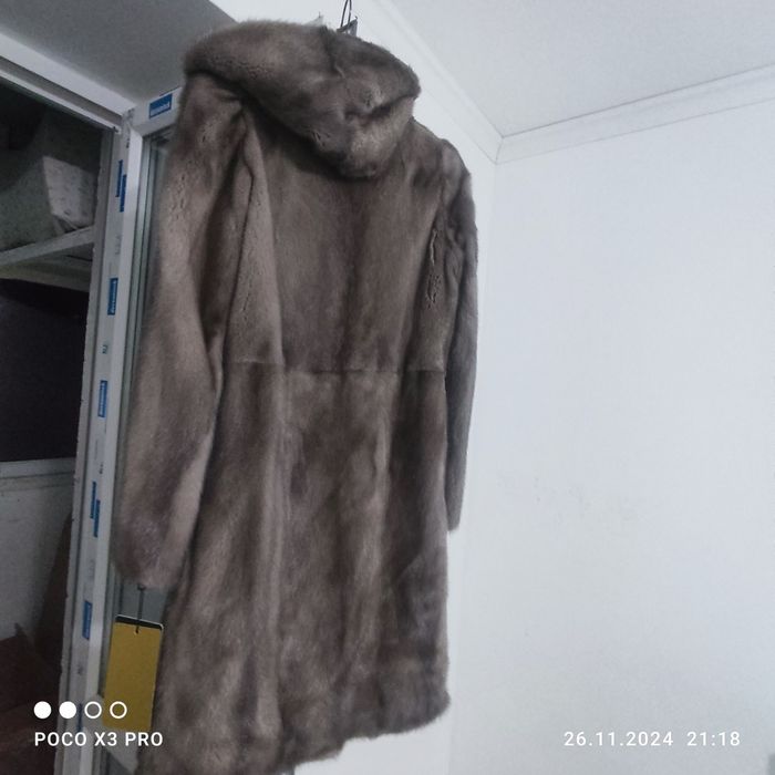 Продам шубу новую