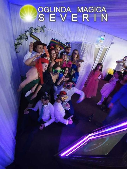 Cabina foto/video 360 OGLINDA MAGICA SEVERIN te provoaca sa zambesti !