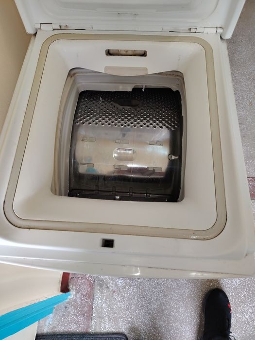 Vând mașina de spălat pentru piese