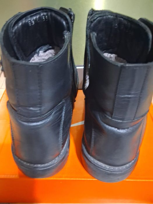 Ботинки подростка