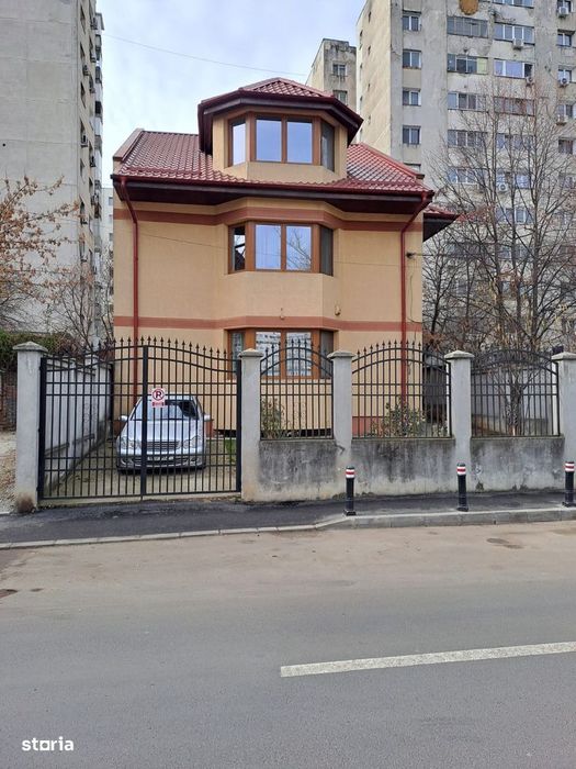 Casă cu 5 camere și curte, Colentina